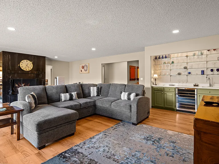 525 Coronado Trl — Photo 49