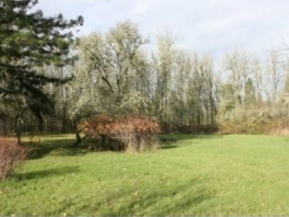 landscaped acreage