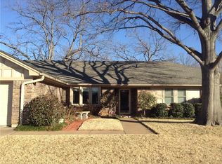 1301 Duxbury Ct, Arlington, TX 76015