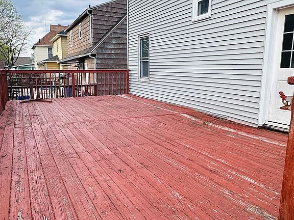 3rd image of 146 Ackley Ave