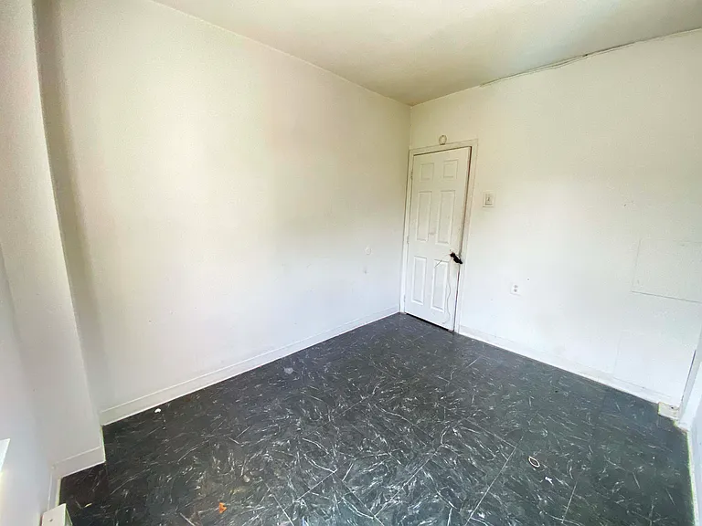 248 E Cambria St #2 — Photo 8