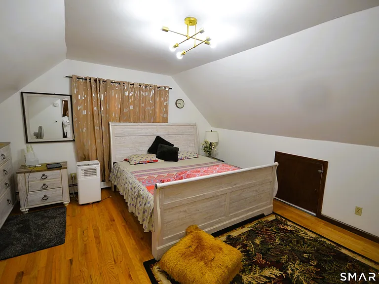 430 Berkeley Rd — Photo 16