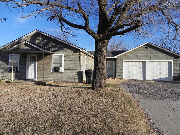 5th image of 2800 Woodlawn Dr