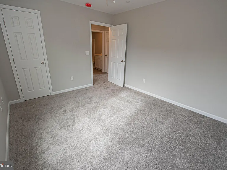 242 Morgans Ct — Photo 51