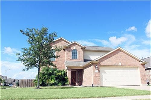1st image of 2105 Kingwood Dr