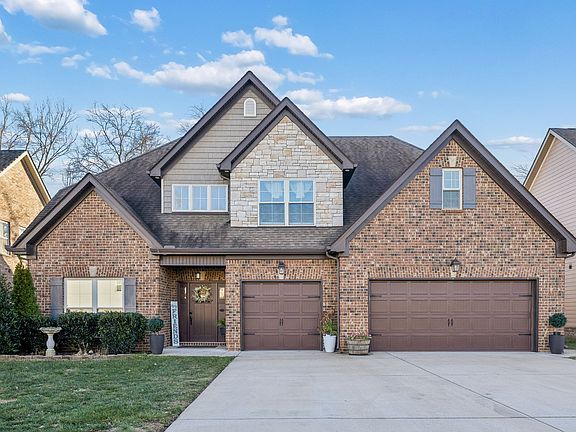 4th image of 4818 Saint Ives Dr