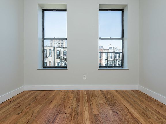 3rd image of 320 Bleecker St #3A