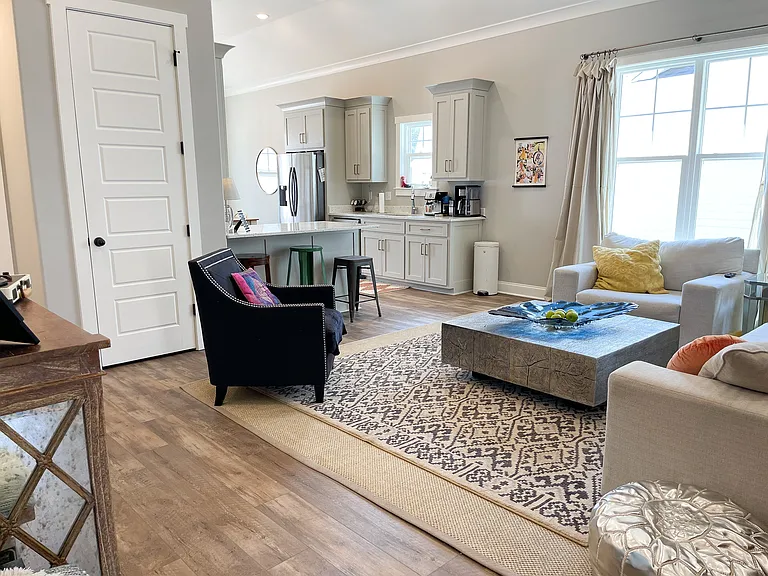 736 Turkey Oak Cv — Photo 5