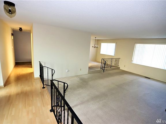4th image of 14802 25th Avenue Ct E