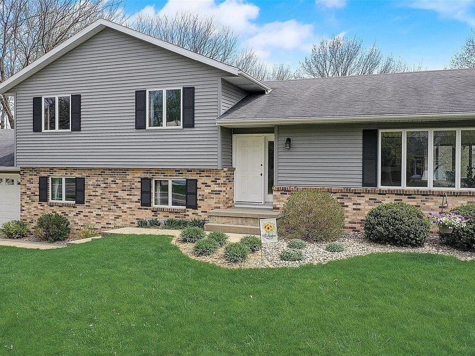 818 Spahn Dr, Waunakee, WI 53597 Zillow