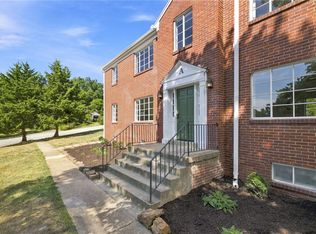 15 W Prospect St APT A4, Fayetteville, AR 72701