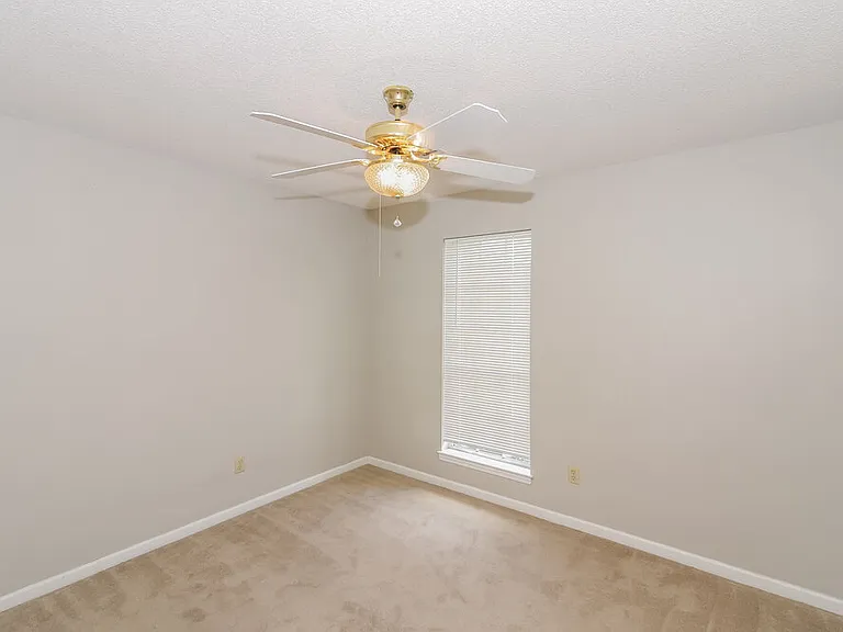 2382 Bethany Dr — Photo 11