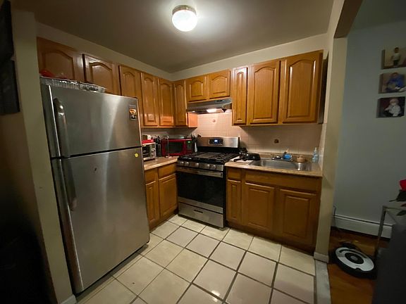 4th image of 2760 Fish Ave Floor 2