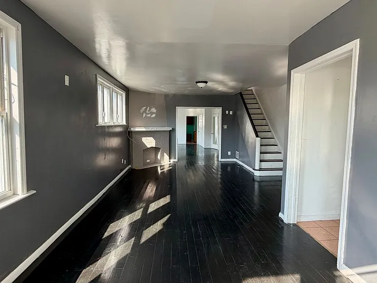 4301 Cottman Ave — Photo 2