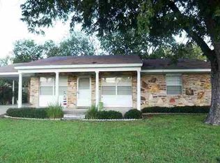 1102 Louise St, Marble Falls, TX 78654