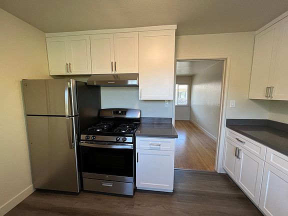 4th image of 3461 Somerset Ave