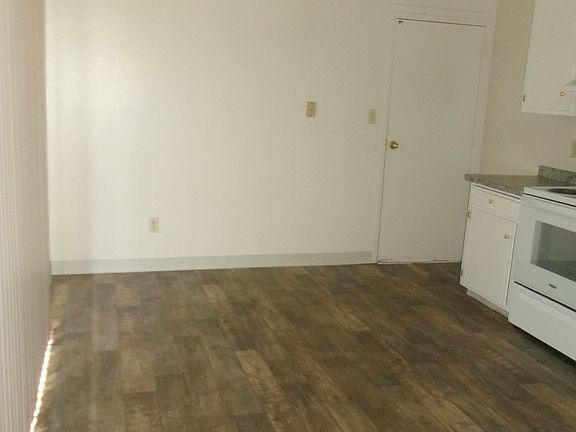 3rd image of 8019 Arguello Dr APT D