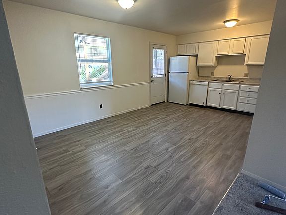 4th image of 2806 Independence St APT 5