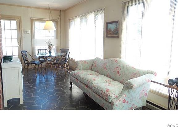 5th image of 15224 Woodman Hall Rd