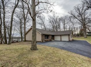 5698 Diamond Head Ct, Decatur, IL 62521