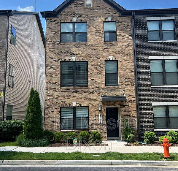 4311 Laplata Ave — Photo 1
