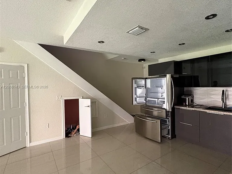 5725 Tuscany Way — Photo 8