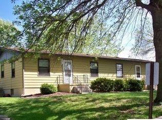 590 Vine St #3, Springfield, NE 68059