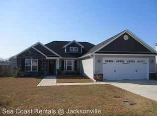 208 Adagio Trl, Richlands, NC 28574