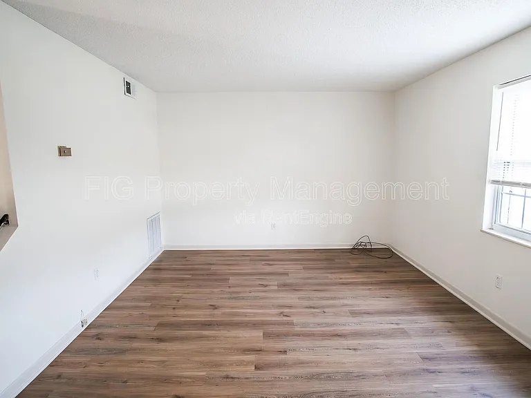 3112 Governor John Sevier Hwy E — Photo 2