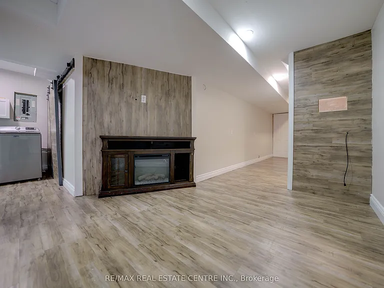 76 Frances Ave #32 — Photo 38