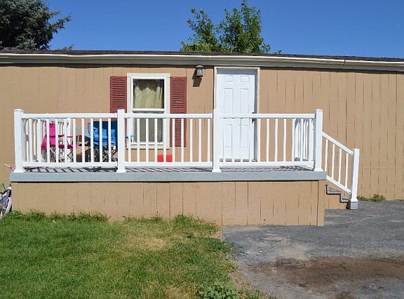3rd image of 1720 N Pinewood Dr