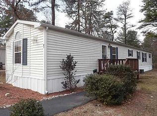 22 Sandra Cir, Coventry, RI 02816