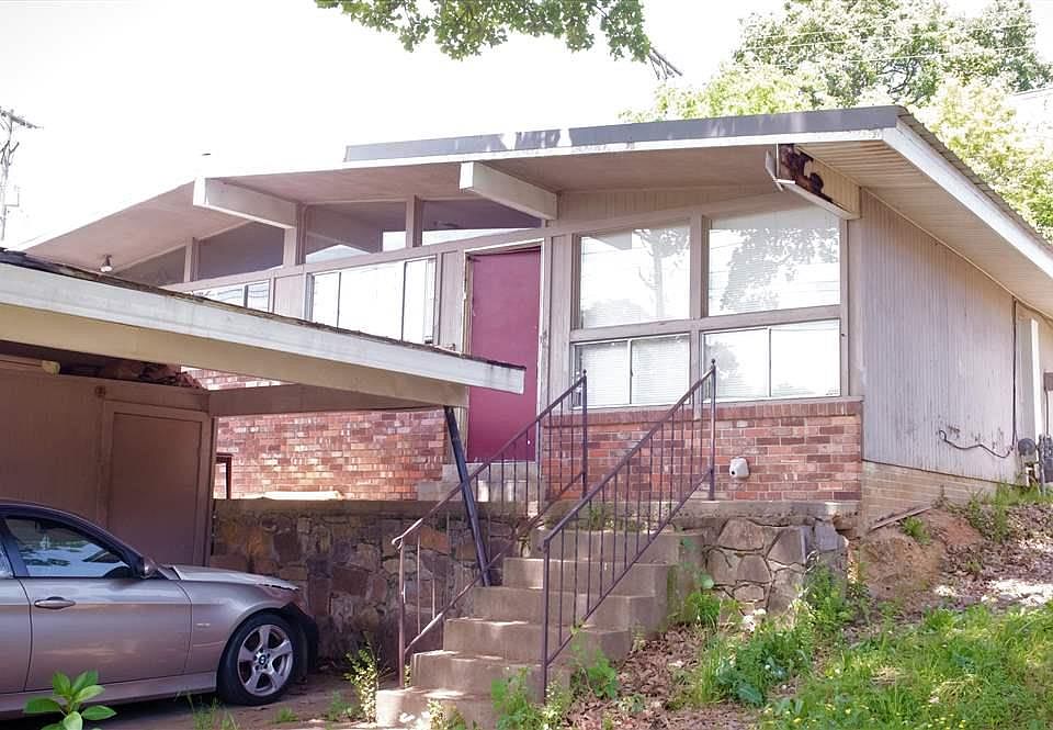 1st image of 1800/1802 W 47th St