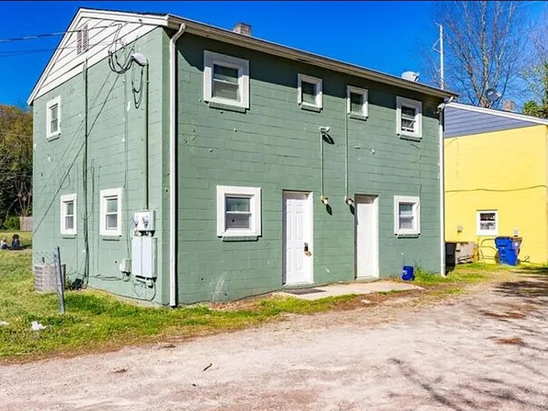 506 Bragg St — Photo 16
