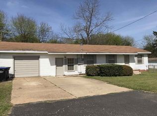 909 Spring St, Longview, TX 75604