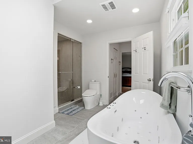 1316 Heller Dr — Photo 46