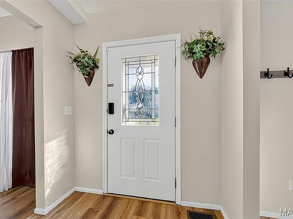 3rd image of 934 Annabrook Park Dr