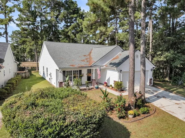 317 Breckingridge Dr, Ladson, SC 29456
