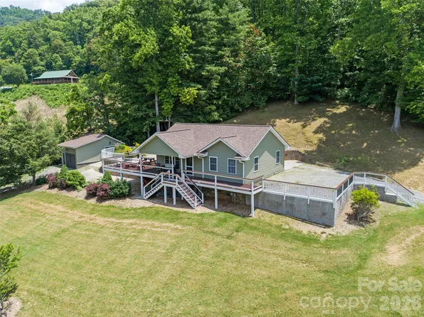 189 Poverty Branch Rd, Barnardsville, NC 28709