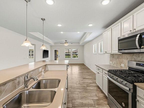 4th image of 3311 Golden Eagle Way