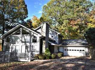 425 Grandview Cliff Hts, Maggie Valley, NC 28751