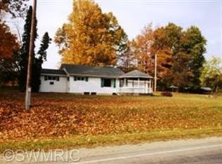 58280 Covered Bridge Rd, Centreville, MI 49032