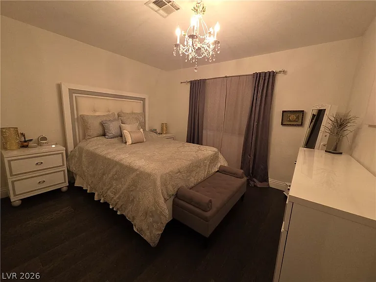 7824 Emerald Harbor Ct — Photo 15