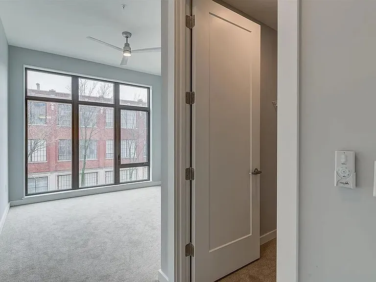 4101 Laclede Ave #312 — Photo 26