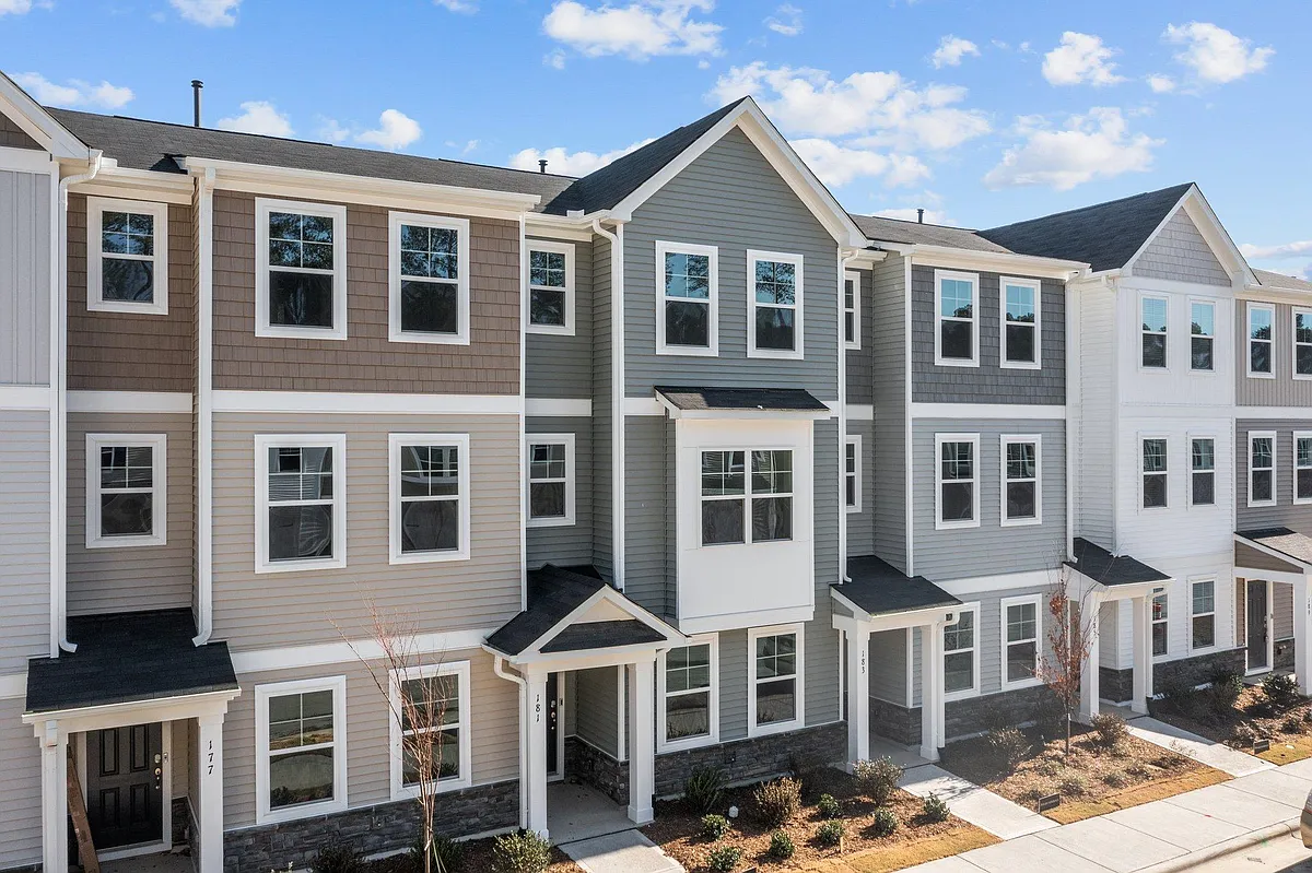 Building Photo - 183 Ivy Vine Way