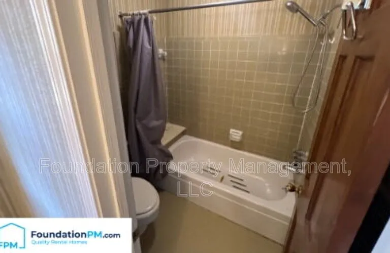 2608 Abercorn Cv — Photo 13
