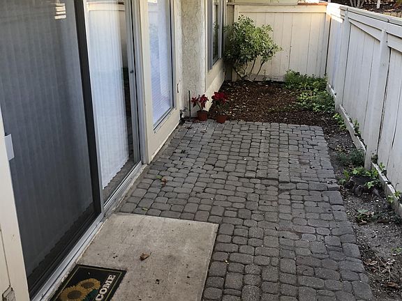 4th image of 2043 Village Ln #1