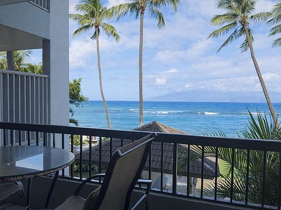 3rd image of 3875 Lower Honoapiilani Rd APT B205