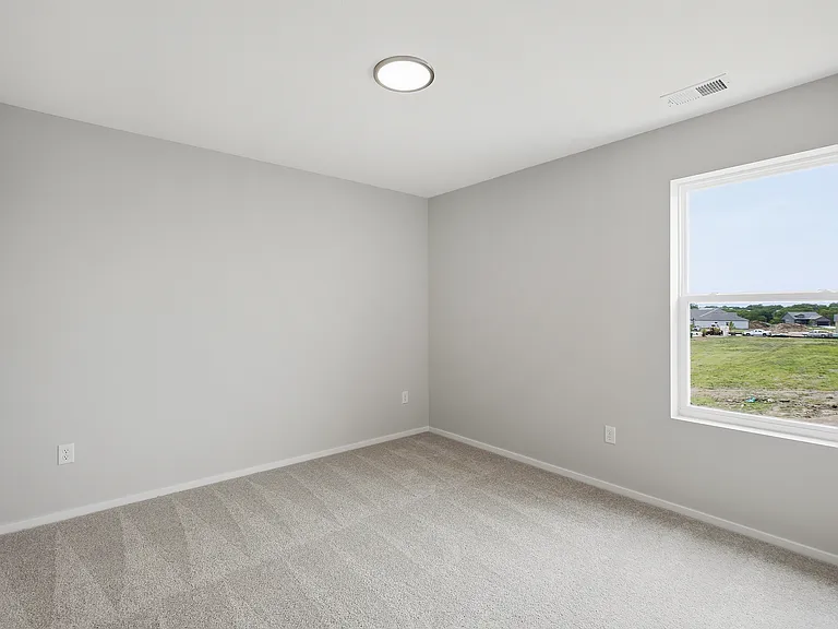 1424 SE Vantage Point Dr — Photo 28