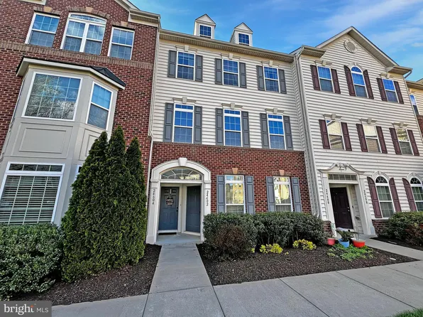 24602 Johnson Oak Ter, Sterling, VA 20166